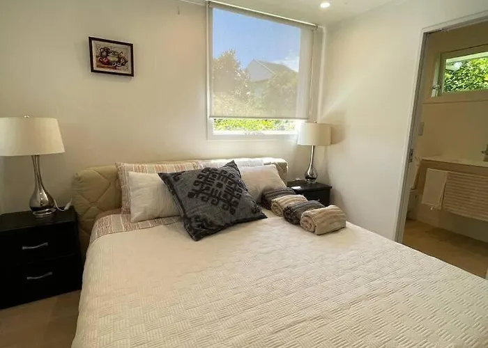 Cozy Studio Close To Cbd & Beach In Westmere