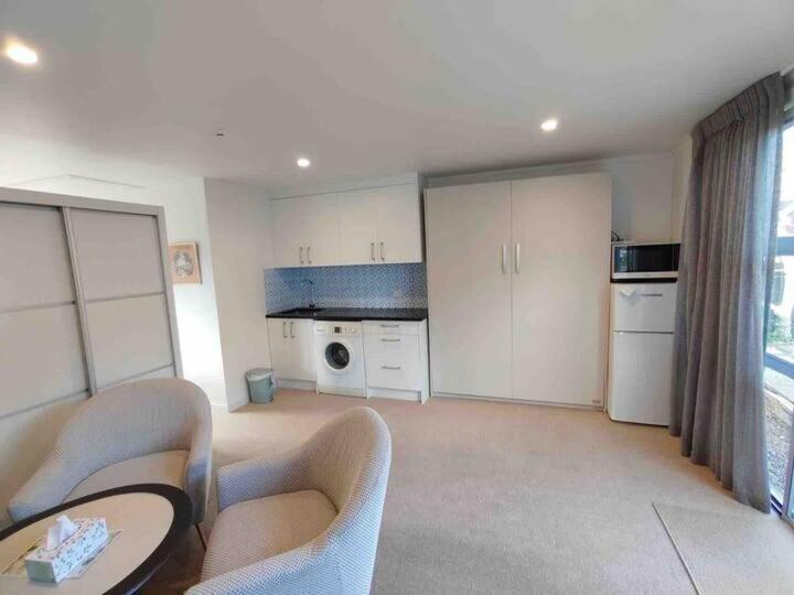Cozy Close To Cbd & In Westmere * Auckland